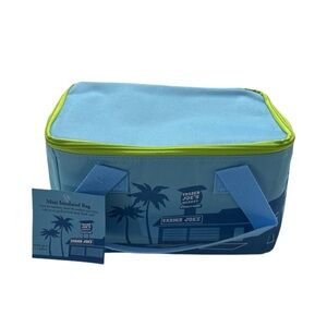 TRADER JOES limited edition aug 2025 blue tropical cooler bag, NWT.